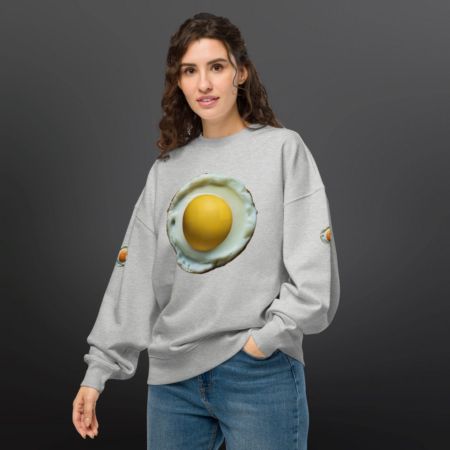 3WD "COOK" BLACK FRIED EGG OVERSIZED SWEATSHIRT