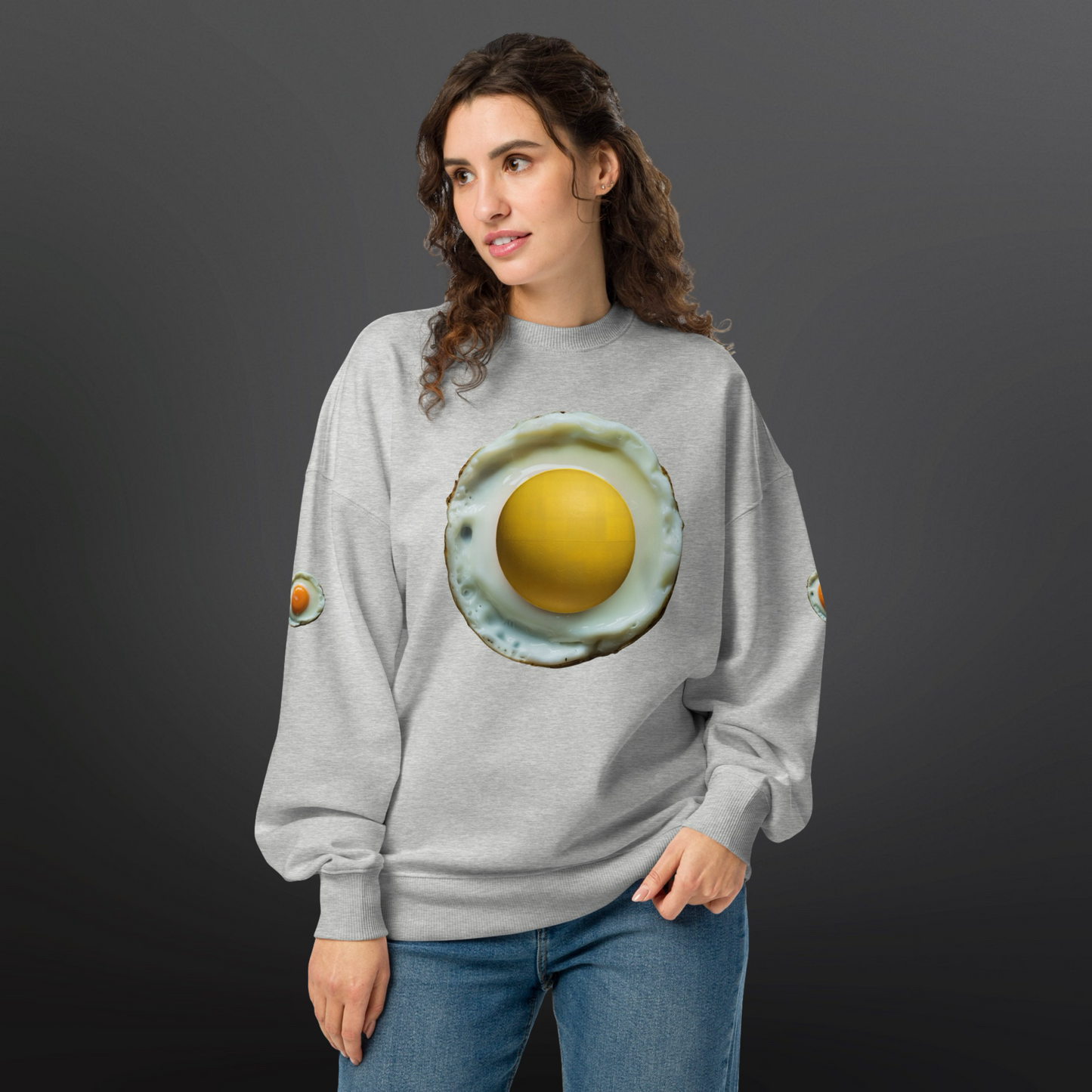 3WD "COOK" BLACK FRIED EGG OVERSIZED SWEATSHIRT