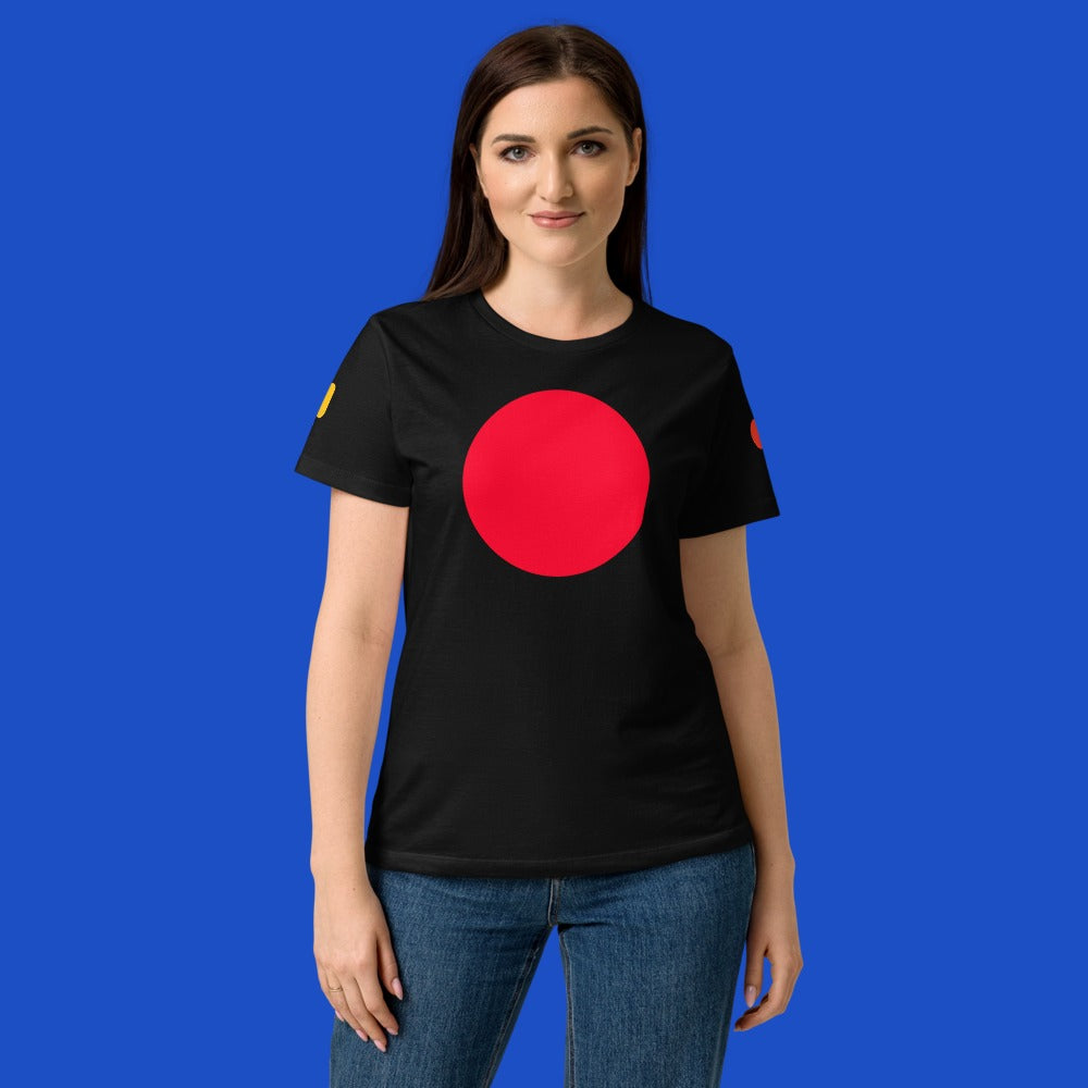 3WD Bleu Japan women's relaxed tee, black, model front